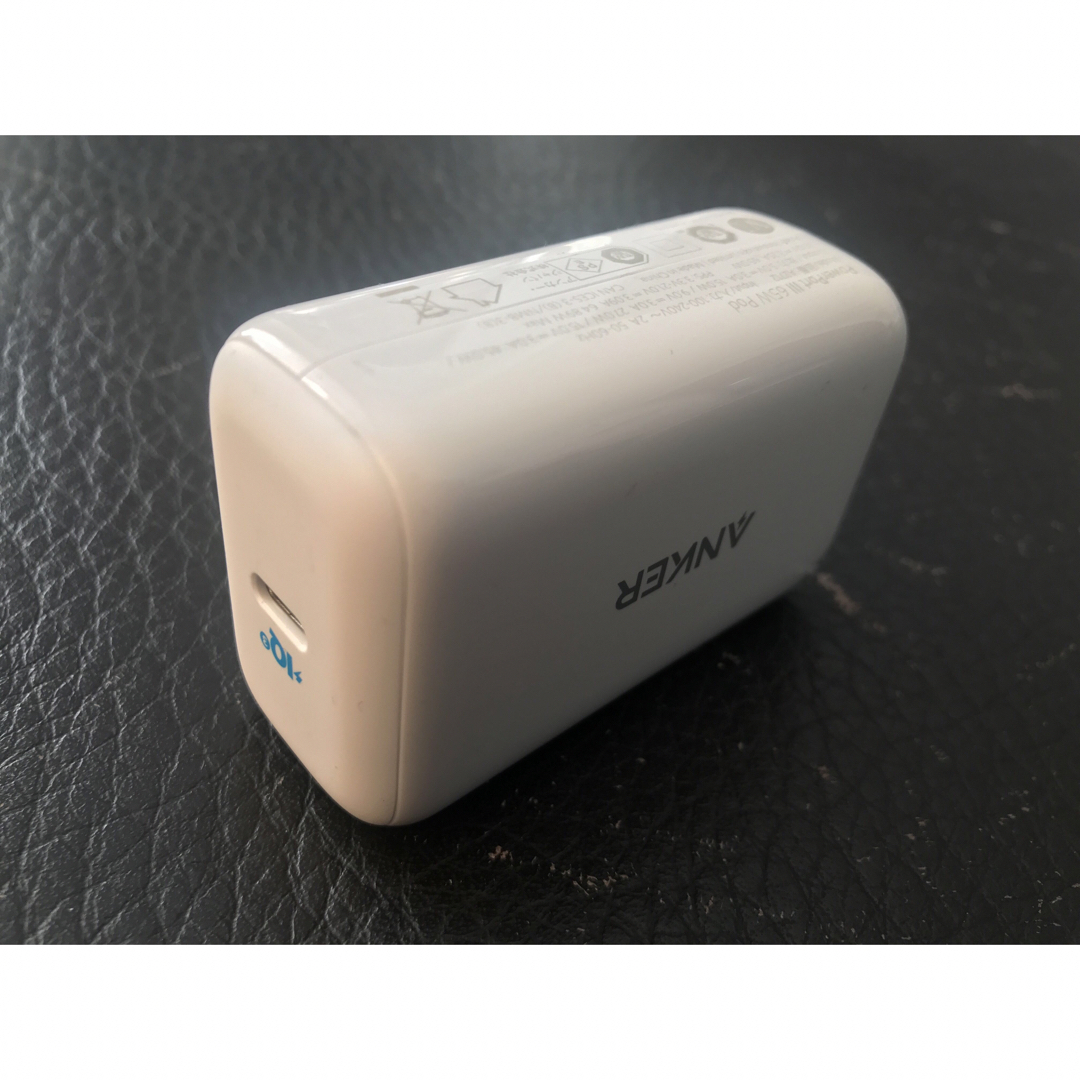 Anker(アンカー)の中古良品 Anker PowerPort III 65W Pod急速充電器純正品 スマホ/家電/カメラのスマートフォン/携帯電話(バッテリー/充電器)の商品写真