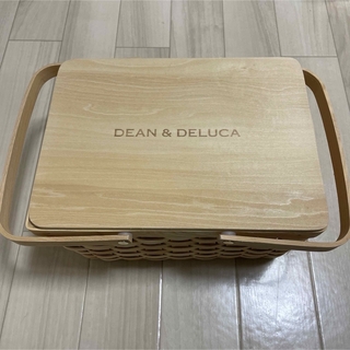 DEAN & DELUCA