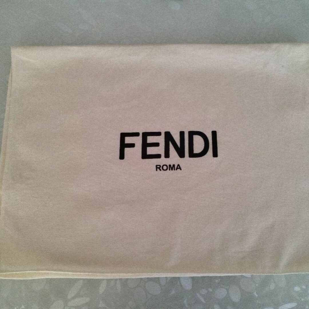 FENDI(フェンディ)のFENDI フェンディ　保存袋　ショップ袋 レディースのバッグ(ショップ袋)の商品写真