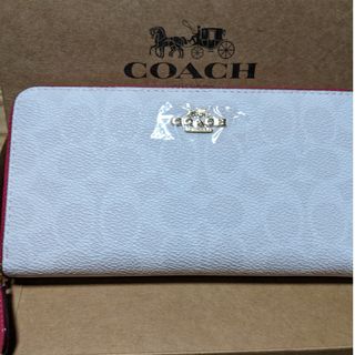 コーチ(COACH)のCOACH 長財布　白系シグネチャー中はピンク(財布)