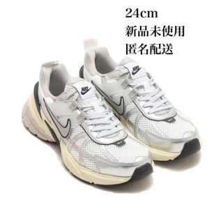 ナイキ(NIKE)のnike v2k run 24(スニーカー)