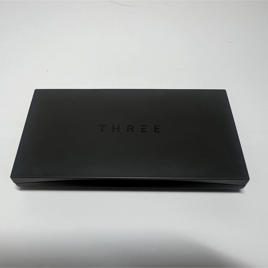 THREE(スリー)のTHREE チーキーシークブラッシュ 05 コスメ/美容のベースメイク/化粧品(チーク)の商品写真