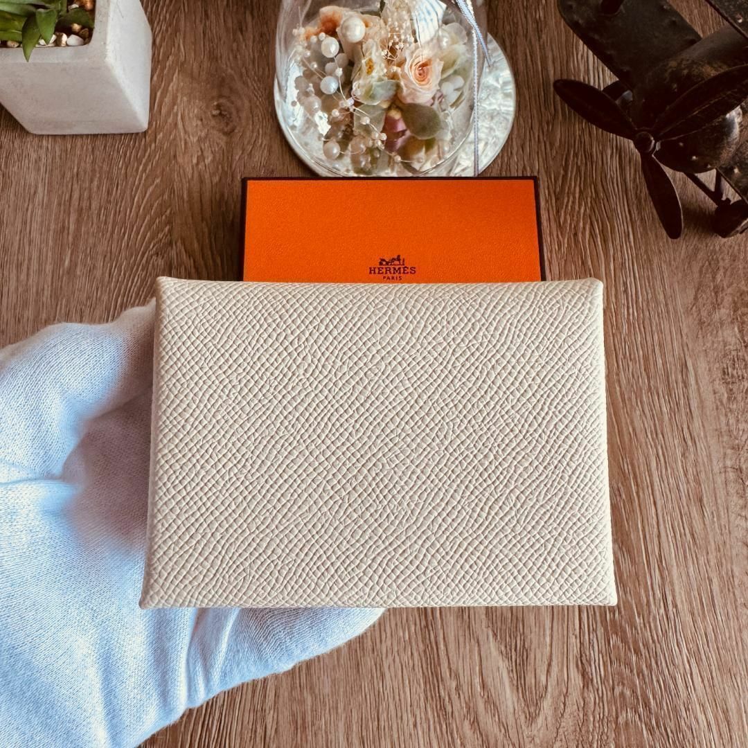 Hermes(エルメス)の◇エルメス◇カルヴィ デュオ ヴォーエプソン コインケース ホワイト ブランド レディースのファッション小物(コインケース)の商品写真