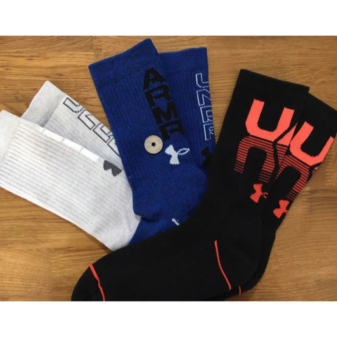 UNDER ARMOUR(アンダーアーマー)の新品アンダーアーマーUNDER ARMOUR メンズソックス3足セット6946 メンズのレッグウェア(ソックス)の商品写真