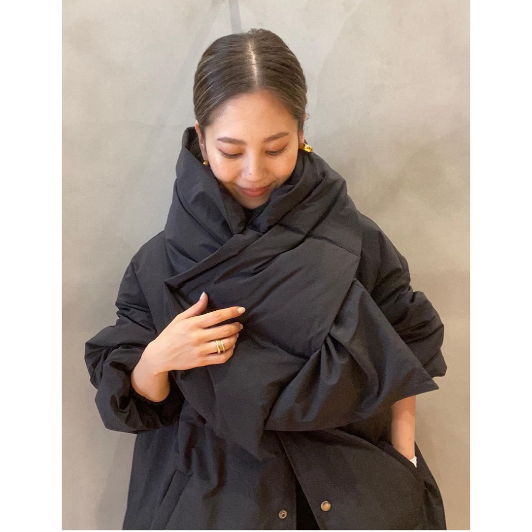 L'Appartement DEUXIEME CLASSE(アパルトモンドゥーズィエムクラス)のみよし様専用！DeuxiemeClasse★CALUX★PUFFER SCARF レディースのファッション小物(ストール/パシュミナ)の商品写真