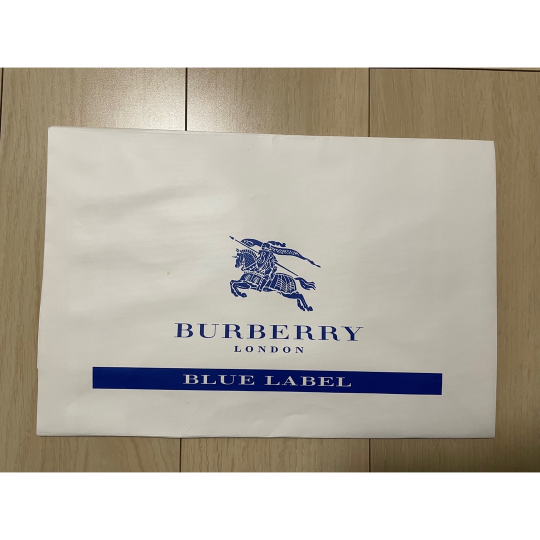 BURBERRY BLUE LABEL(バーバリーブルーレーベル)のバーバリーブルーレーベル　ショップ袋 レディースのバッグ(ショップ袋)の商品写真