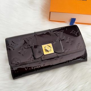 ルイヴィトン(LOUIS VUITTON)の【超極美品激レア】ルイヴィトン　ヴェルニ　ポルトフォイユ　サラ　ヌー　アマラント(財布)