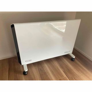 DeLonghi - 専用 デロンギ パネルヒーター5台の通販 by n's shop DeLonghi - 専用 デロンギ パネルヒーター5台の通販 by n's shop