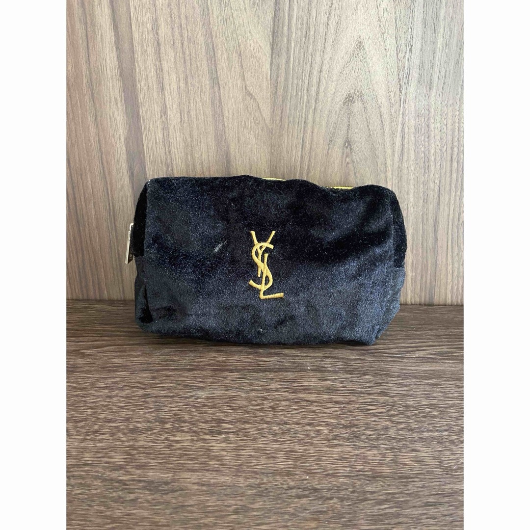 Yves Saint Laurent(イヴサンローラン)の【最終値下げ】イヴ・サンローラン　ポーチ レディースのファッション小物(ポーチ)の商品写真