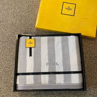 FENDI - 【新品】FENDI フェイスタオル2枚の通販 by tomami