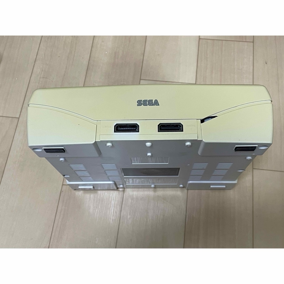 SEGA(セガ)のセガサターン 本体 HST-3220 エンタメ/ホビーのゲームソフト/ゲーム機本体(家庭用ゲーム機本体)の商品写真