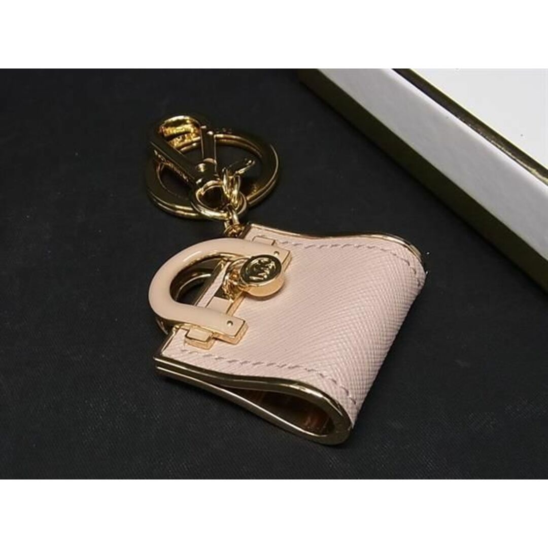 Michael Kors(マイケルコース)の■新品■未使用■ MICHAEL KORS マイケルコース バッグモチーフ キーホルダー バッグチャーム レディース ピンク系×ゴールド系 BE9031  レディースのアクセサリー(その他)の商品写真