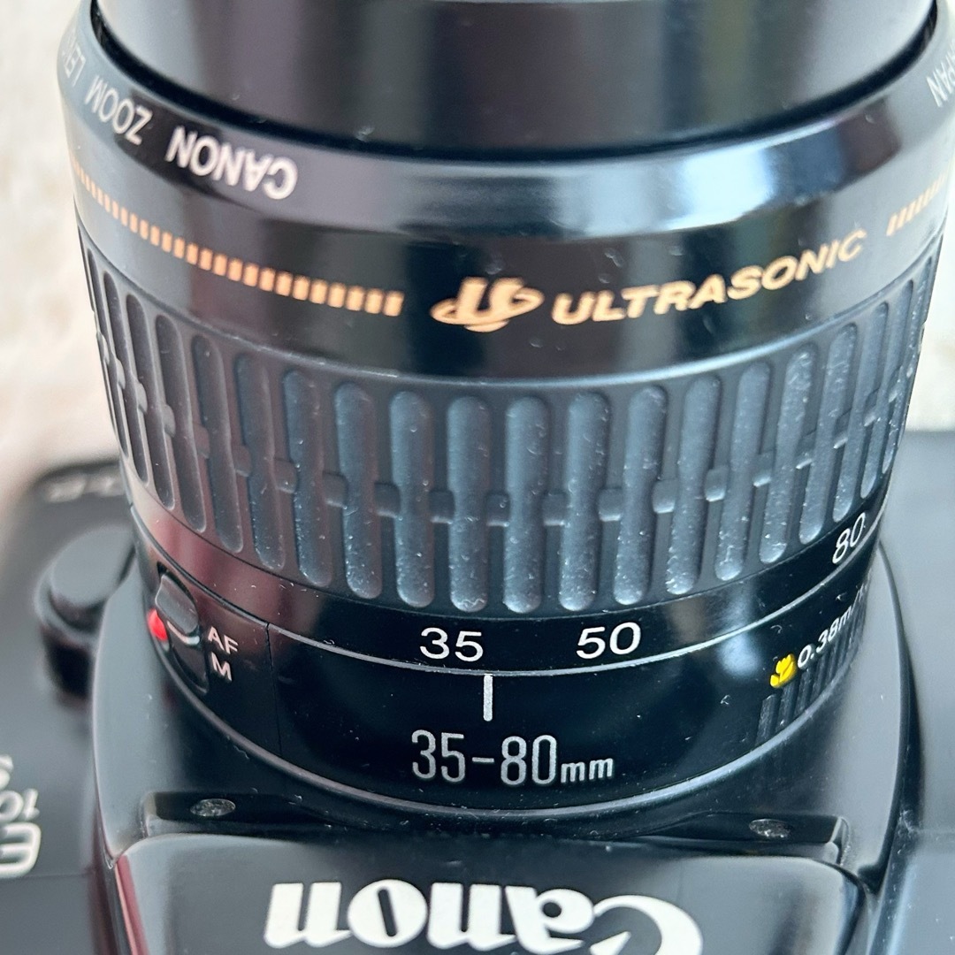 Canon(キヤノン)のキャノン フィルムカメラ EOS1000S ウルトラソニック35-80mm スマホ/家電/カメラのカメラ(フィルムカメラ)の商品写真