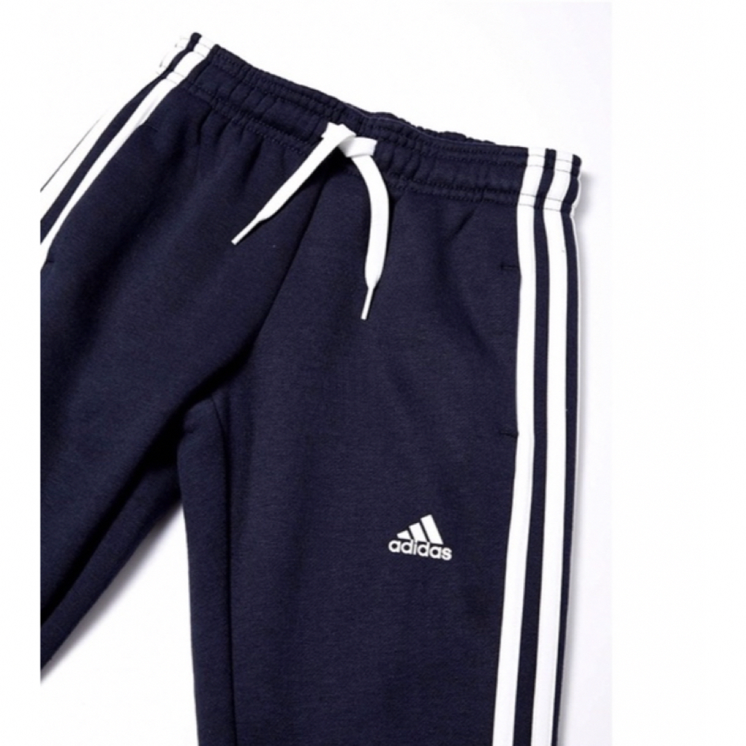 adidas(アディダス)のアディダス　スウェットパンツ　ロングパンツ　キッズ　140 キッズ/ベビー/マタニティのキッズ服男の子用(90cm~)(パンツ/スパッツ)の商品写真