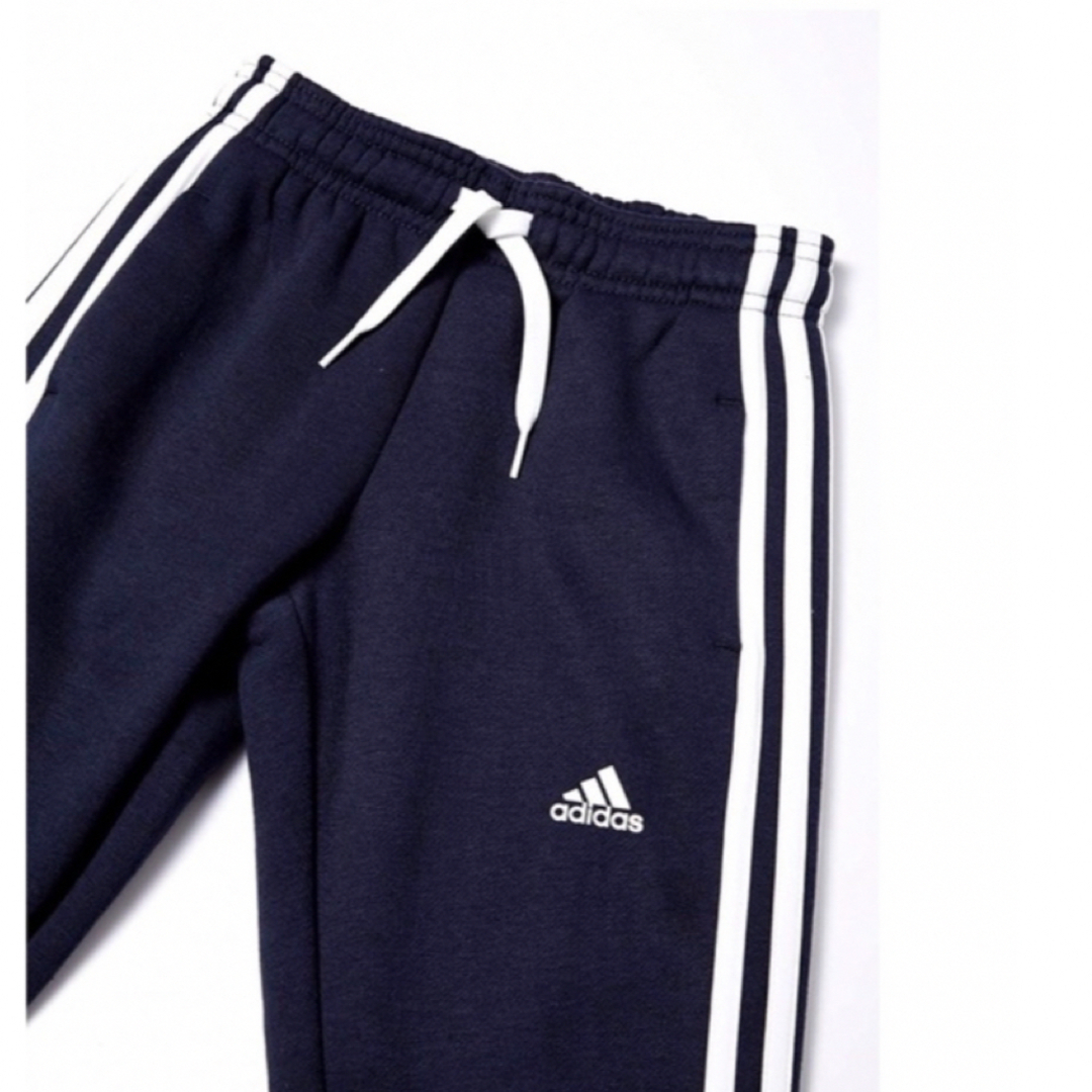 adidas(アディダス)のアディダス　スウェットパンツ　ロングパンツ　キッズ　150 キッズ/ベビー/マタニティのキッズ服男の子用(90cm~)(パンツ/スパッツ)の商品写真