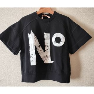 とても迷ってます｡oON°21 ヌメロ ヴェントゥーノ 半袖 スウェットTシャツ