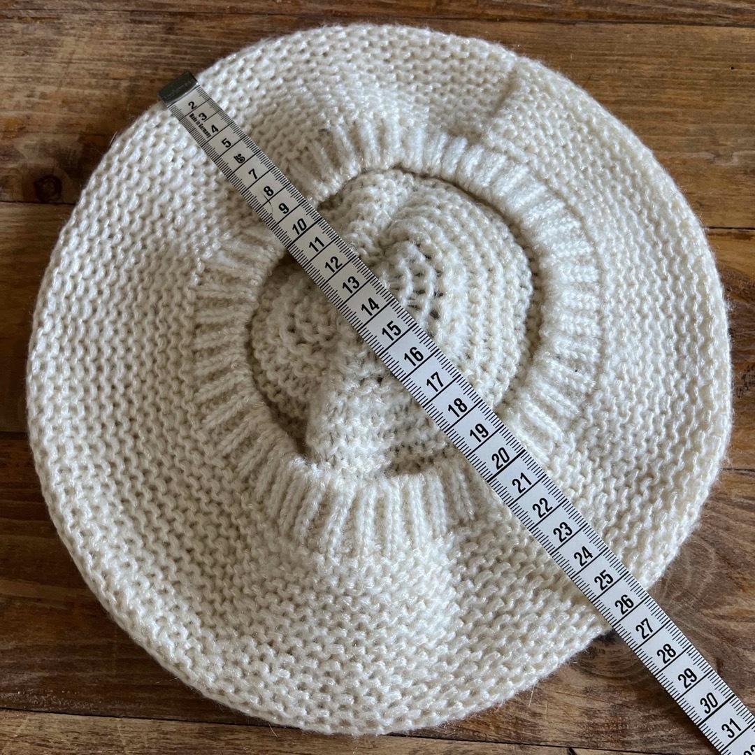 H&M(エイチアンドエム)のベレー帽ホワイト レディースの帽子(ハンチング/ベレー帽)の商品写真
