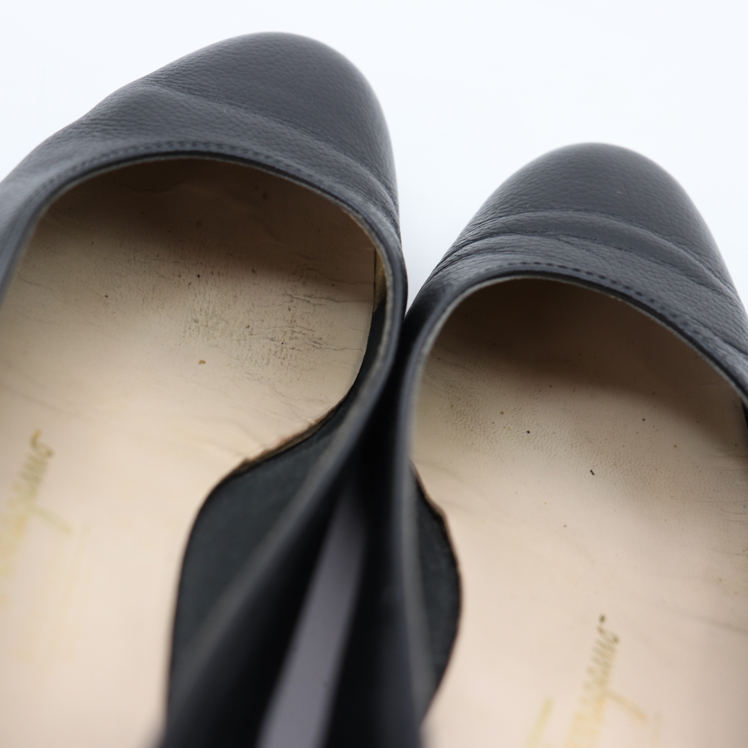 Salvatore Ferragamo(サルヴァトーレフェラガモ)のITCY1JDADE2G サルバトーレフェラガモ パンプス ローヒール レザー ブラック レディース サイズ 6 レディースの靴/シューズ(ハイヒール/パンプス)の商品写真