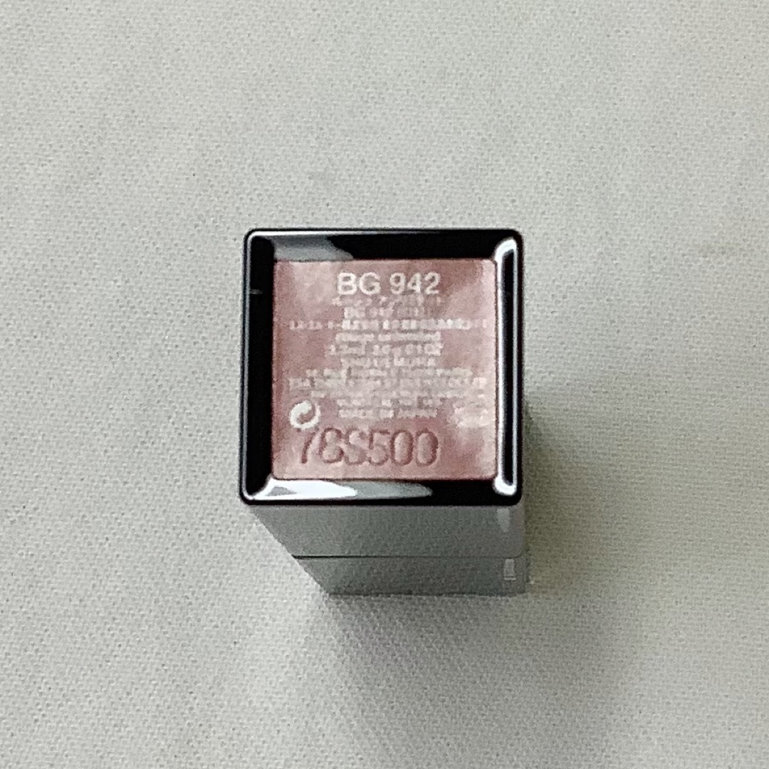 shu uemura(シュウウエムラ)の【新品】シュウウエムラ　ルージュ　アンリミテッド　BG  942 コスメ/美容のベースメイク/化粧品(口紅)の商品写真