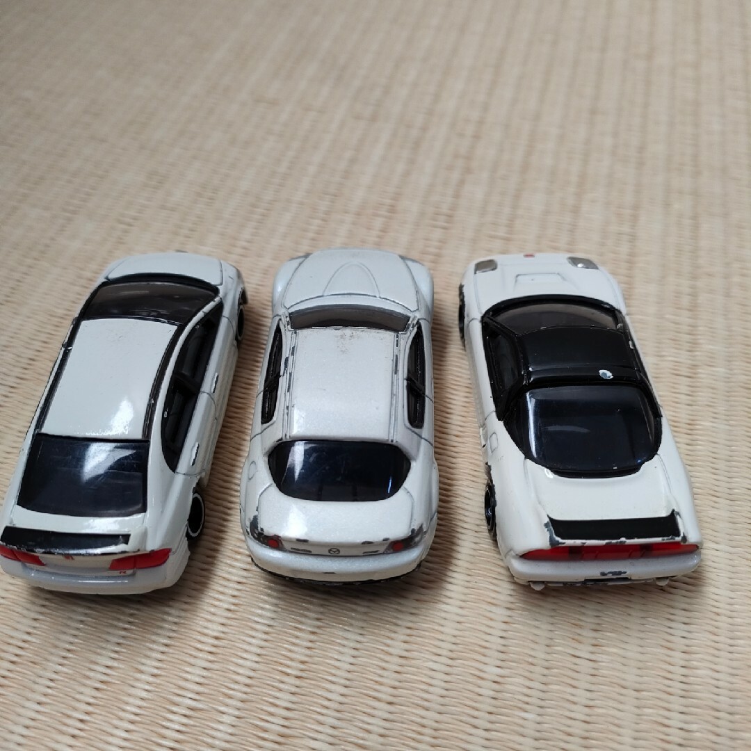 Takara Tomy(タカラトミー)のトミカ　ホンダNSX-R　シビックタイプR　初回特別　RX-8白スポーツカー３台 エンタメ/ホビーのおもちゃ/ぬいぐるみ(ミニカー)の商品写真