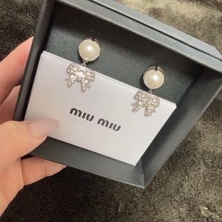 ミュウミュウ(miumiu)のピアス MIUMIU(ピアス)