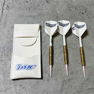 希少 美品 DMC ダーツ 3本 セット ホワイト 白(ダーツ)