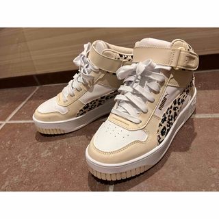 プーマ(PUMA)の23cm[プーマ]レディーススニーカー キャリーナ ストリート ミッド アニマル(スニーカー)