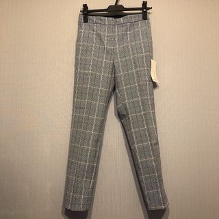 ザラ(ZARA)の新品　チェック柄　パンツ　ZARA ザラ(カジュアルパンツ)