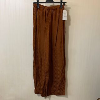 スコットクラブ(SCOT CLUB)の【新品】RADIATE ダークオレンジ色の総柄パンツ(カジュアルパンツ)