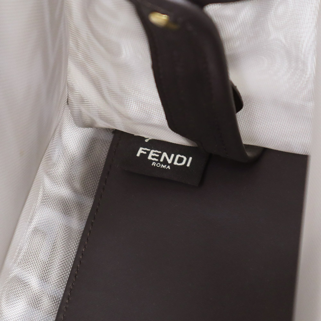 FENDI(フェンディ)のフェンディ FENDI メッシュ スモール ピーカブー ディフェンダー バッグカバー ポリエステル レザー ネイビー 紺 ゴールド金具 7AR717（未使用　展示品） レディースのバッグ(その他)の商品写真