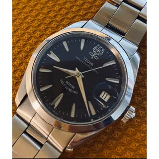 チュードル(Tudor)のマック様(金属ベルト)