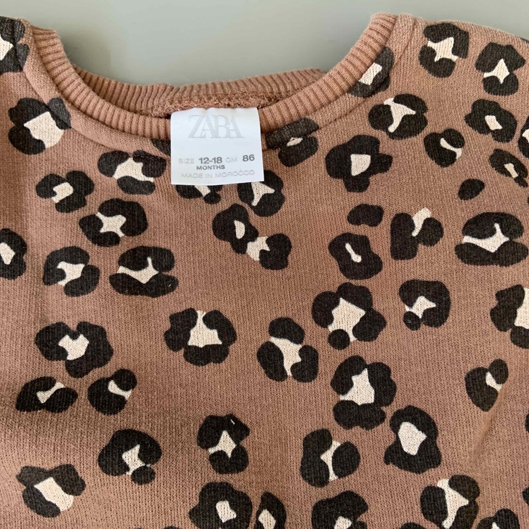 ZARA KIDS(ザラキッズ)のZARA裏起毛トレーナー キッズ/ベビー/マタニティのベビー服(~85cm)(トレーナー)の商品写真