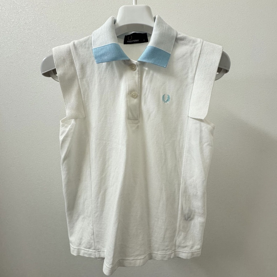 FRED PERRY(フレッドペリー)のフレッドペリー SLEEVELESS PIQUE SHIRT レディースのトップス(シャツ/ブラウス(半袖/袖なし))の商品写真