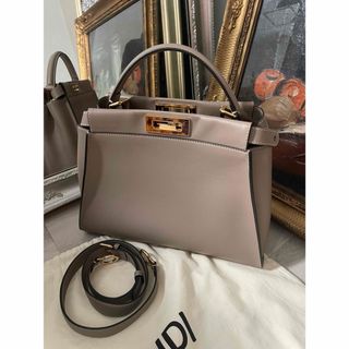 最終価格♡FENDI ピーカブーアイシーユースモール　セレリア♡ラッピーセット