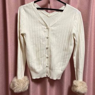 ミッシュマッシュ(MISCH MASCH)のミッシュマッシュ 袖ファーニットトップス(ニット/セーター)