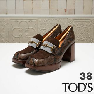 トッズ(TOD'S)の新品 TODS ヒール付き レザー ヒール ローファー(ローファー/革靴)