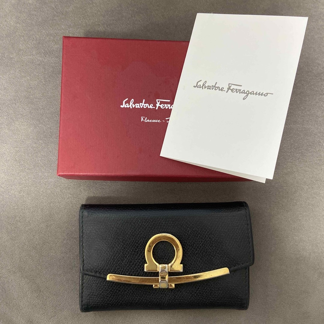 Ferragamo(フェラガモ)の【証明書あり】FERRAGAMO フェラガモ キーケース【美品】 レディースのファッション小物(キーケース)の商品写真