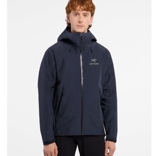 ARC'TERYX - アークテリクス Atom LT Hoody 中綿ジャケット(L)黒 ...