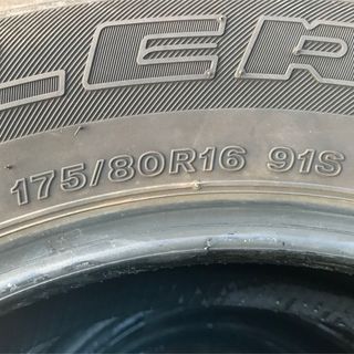 ブリヂストン(BRIDGESTONE)の☆ 175/80R16 ジムニー　中古タイヤ　４本　☆(タイヤ)