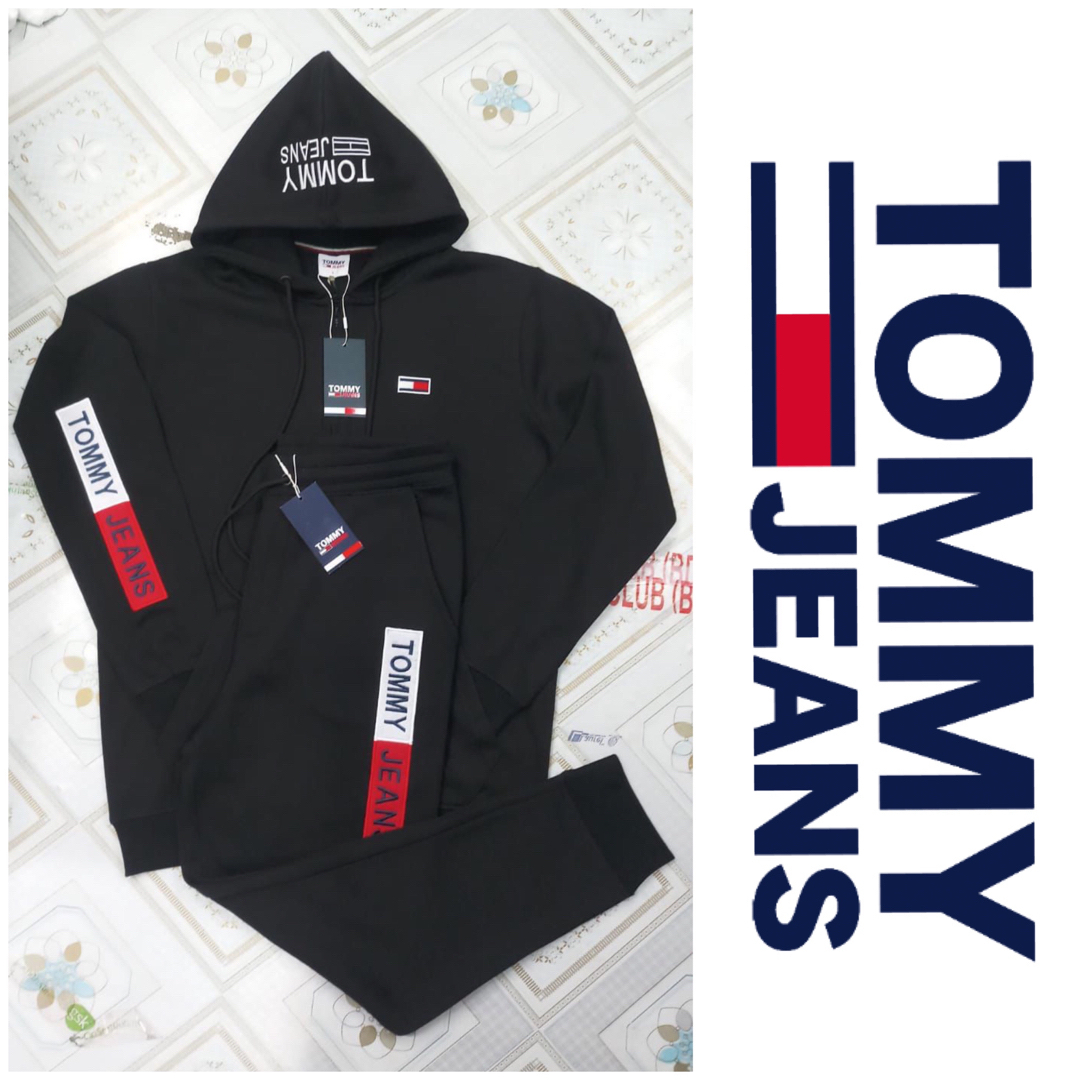 TOMMY JEANS(トミージーンズ)のTOMMY JEANS★トミージーンズセットアップ★黒色 M・Lサイズ メンズのトップス(パーカー)の商品写真