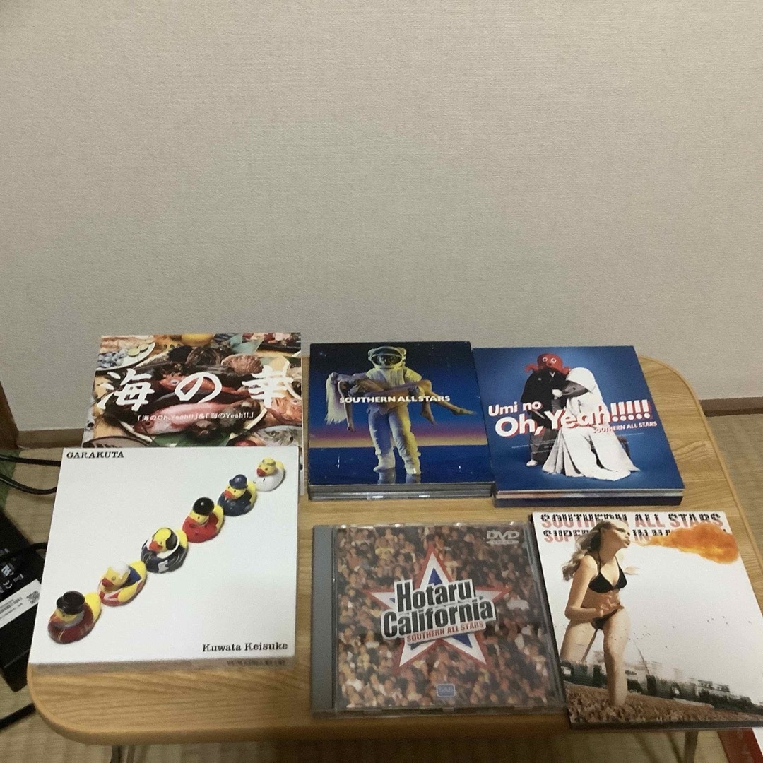 サザンオールスターズDVD2枚CD3枚 サザンオールスターズDVD2枚CD3枚