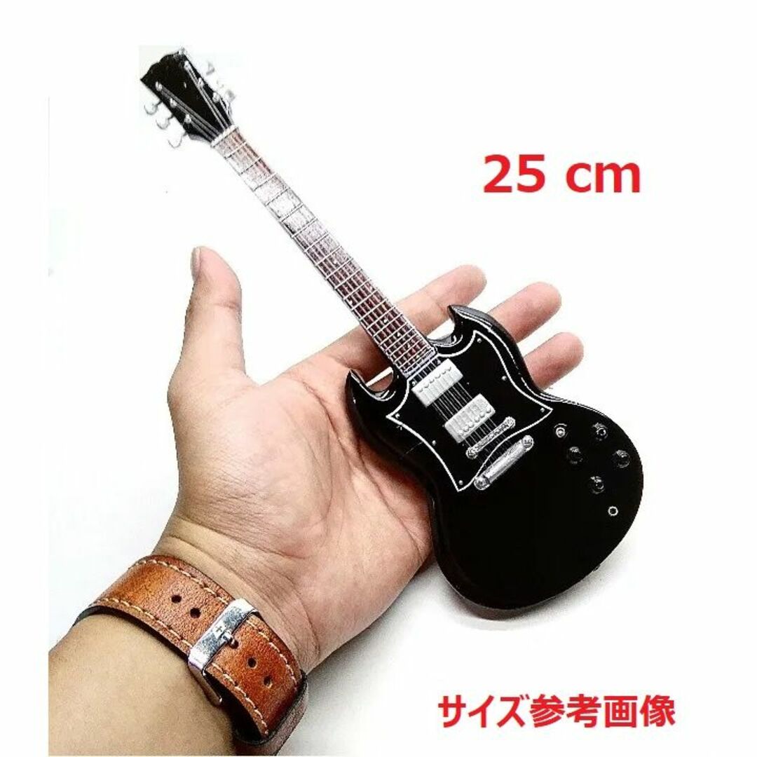 ミニチュアギター25 cm。ミニチュア楽器 エンタメ/ホビーのおもちゃ/ぬいぐるみ(模型/プラモデル)の商品写真