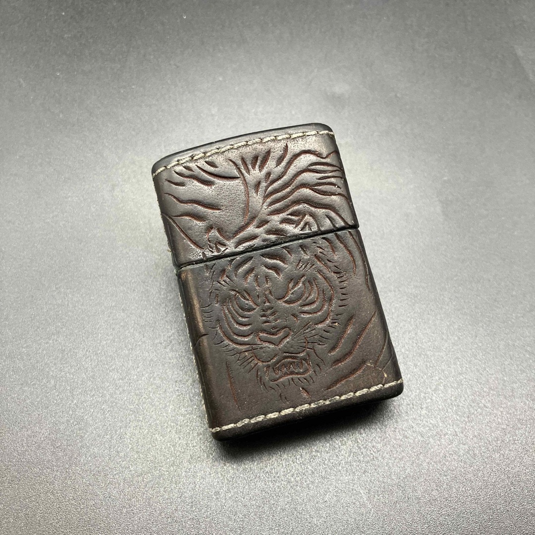 ZIPPO(ジッポー)の即決 Zippo ジッポー Leather Works CHAOS D 15 メンズのファッション小物(タバコグッズ)の商品写真