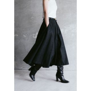 roughlow WOOL FLARE SKIRT (CHARCOAL)(ひざ丈スカート)