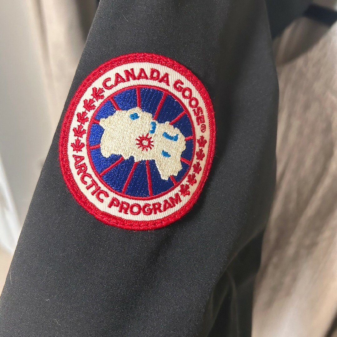 CANADA GOOSE(カナダグース)のカナダグース レディースのジャケット/アウター(ダウンジャケット)の商品写真