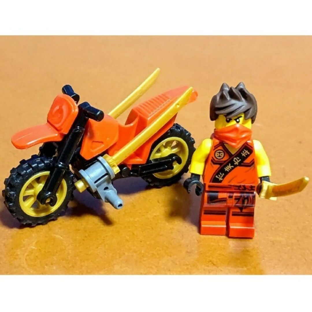 Lego(レゴ)のレゴ★ニンジャゴー カイ＆X-1 ニンジャ・バイク 美品 人気 激レア ラス1 エンタメ/ホビーのおもちゃ/ぬいぐるみ(キャラクターグッズ)の商品写真