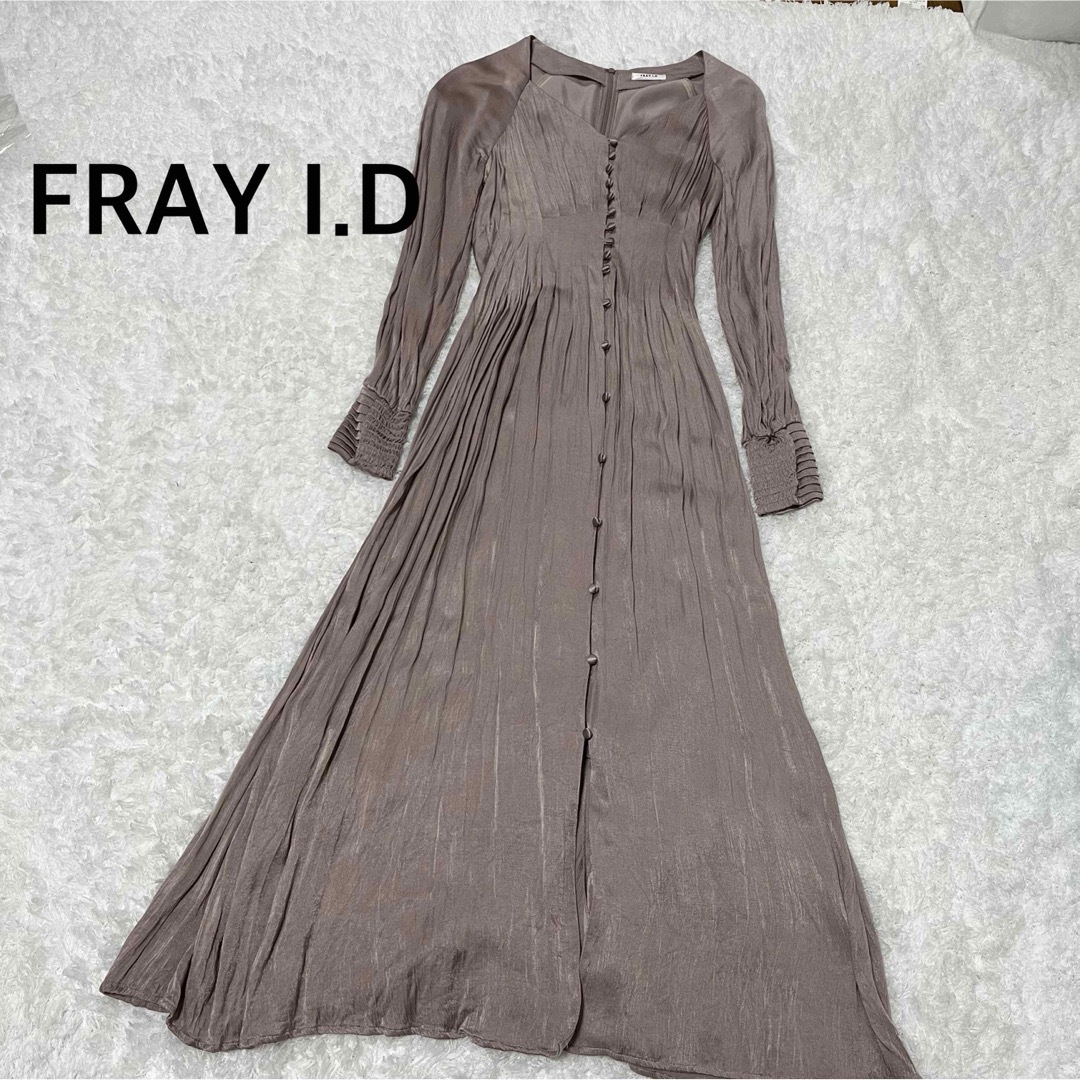 FRAY I.D(フレイアイディー)のFRAY I.D フレイアイディ　デコルテダイヤネックサテンワンピース レディースのワンピース(ロングワンピース/マキシワンピース)の商品写真