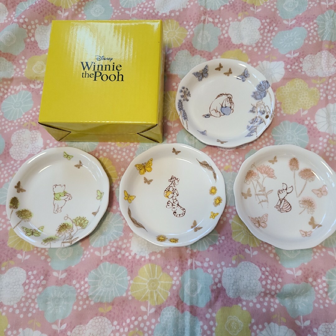 Disney - ディズニー プーさんの食器 16点セットの通販 by aki´s Disney - ディズニー プーさんの食器 16点セットの通販 by aki´s