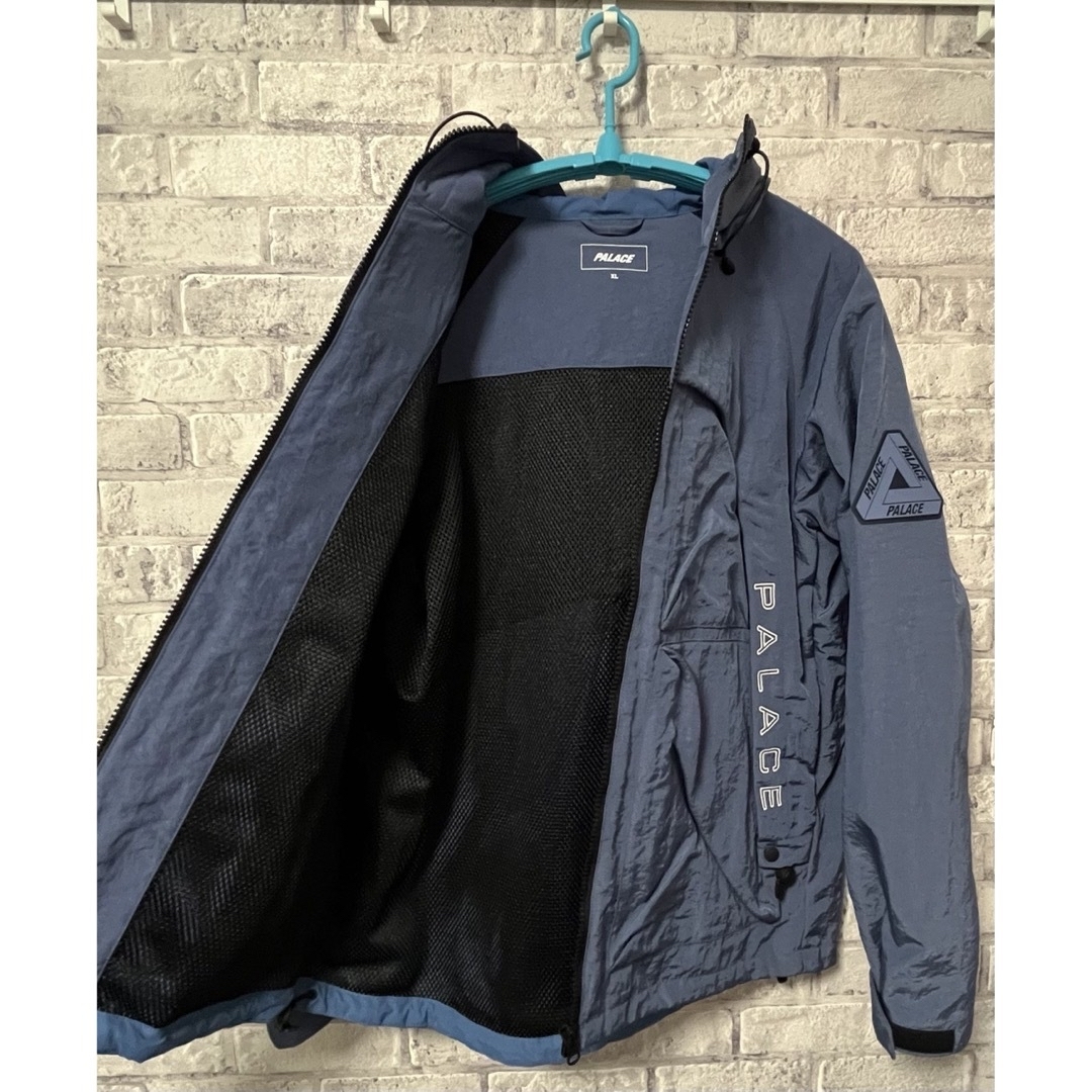 PALACE(パレス)の【美品】PALACE REMARKER JACKET BLUE XL メンズのジャケット/アウター(マウンテンパーカー)の商品写真