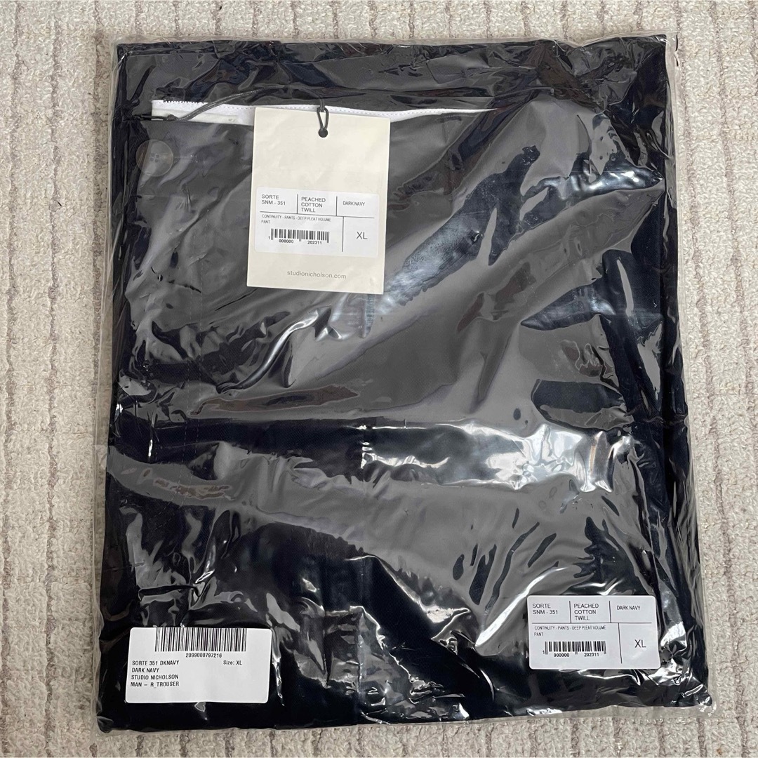 STUDIO NICHOLSON(スタジオニコルソン)のSTUDIO NICHOLSON SORTE DARK NAVY size XL メンズのパンツ(チノパン)の商品写真